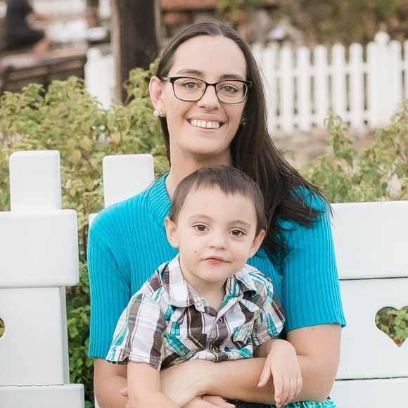 Meet your Posher, Aurora - Picture 8 of 15